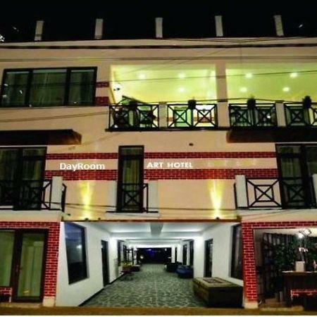 Day Room Art Hotel Τυφλίδα Εξωτερικό φωτογραφία