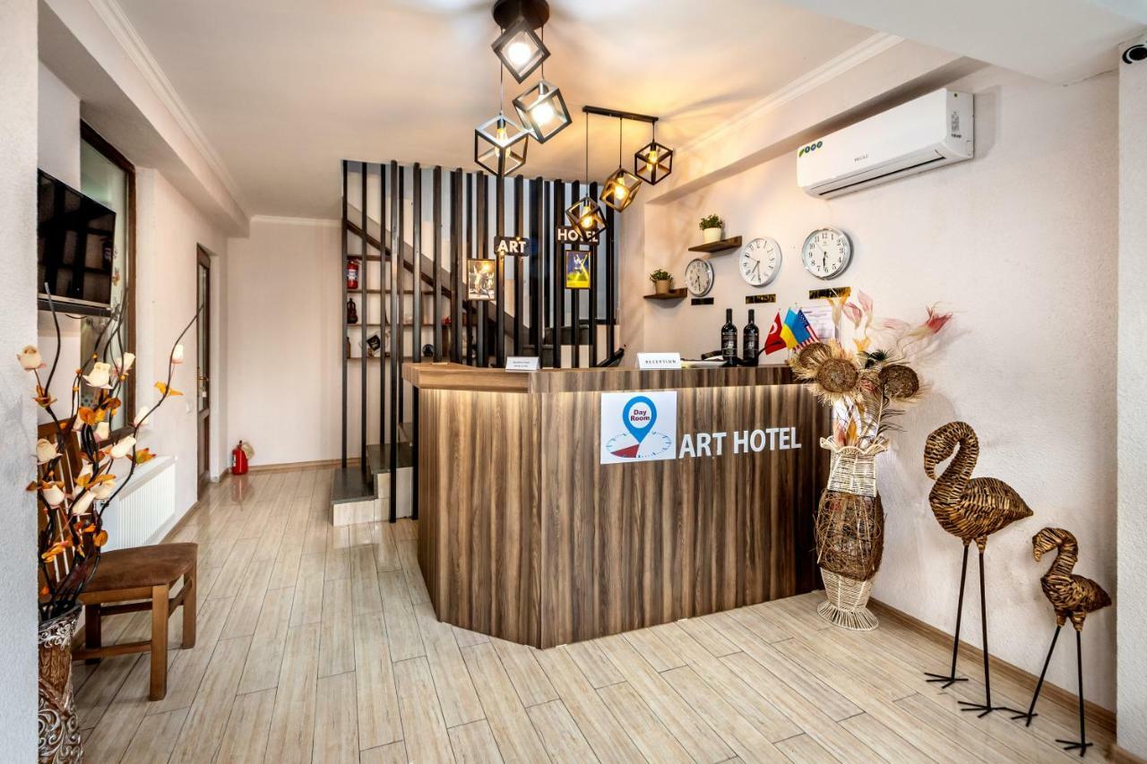 Day Room Art Hotel Τυφλίδα Εξωτερικό φωτογραφία